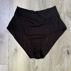 Aerie Ribbed Crossover High Waisted Bikini Bottom Size L